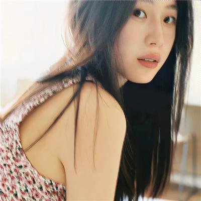 偷偷接吻